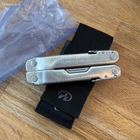 Leatherman super tool 300 neuf