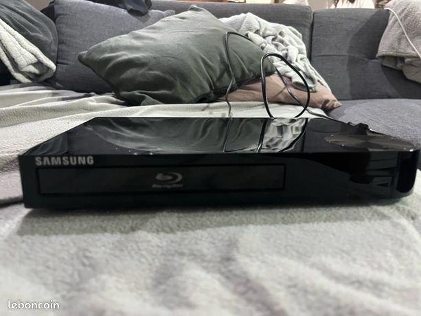 Lecteur dvd blu ray Samsung BD-F51000