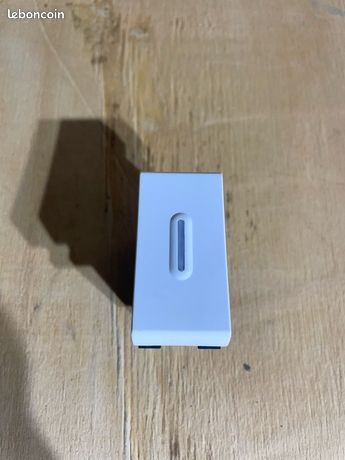 Legrand bouton poussoir neuf avec éclairage