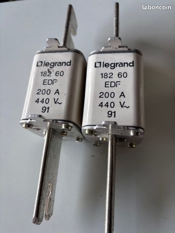 Legrand Cartouche 18260. 200A