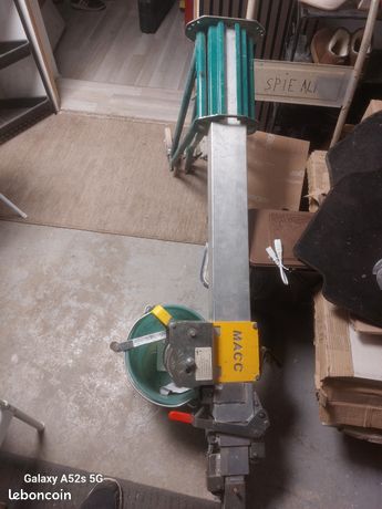 Lève plaques de placo Macc