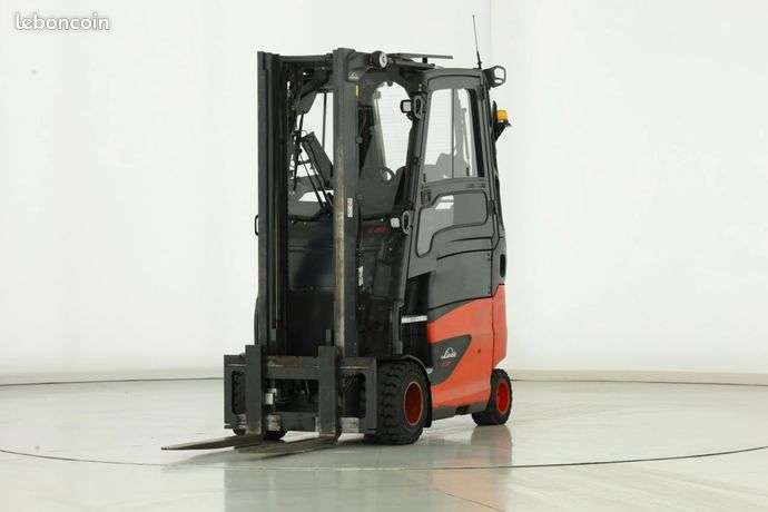 Linde Chariot élévateur Electrique 3000kg Linde