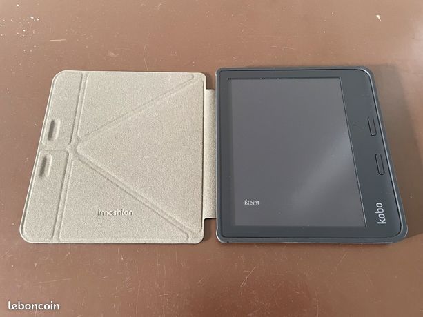 Liseuse Kobo Libra Colour 7" 32 Go Noir avec son étui de protection