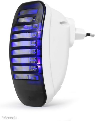 Livoo   Prise Anti-Insectes DOM419-3 LEDs, 10m²  Utilisation intérieure