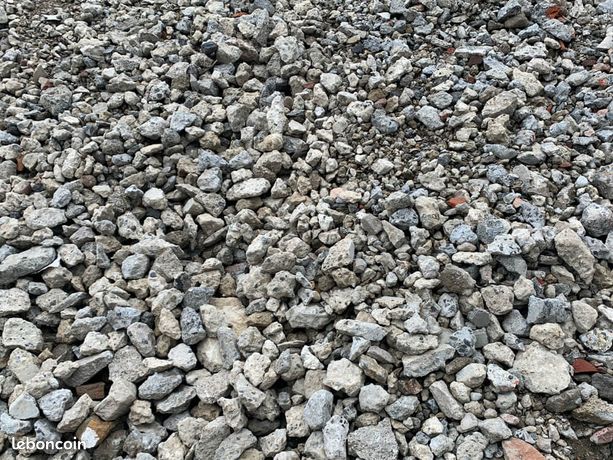 Livraison Béton Concassé 0/20 – 0/63 – 40/80 – Pro & Particulier – Camion 6x4, 8x4, Semi