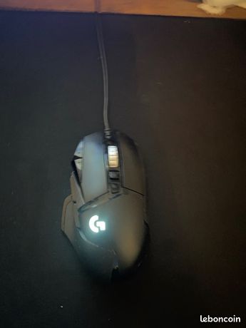 Logitech G502 Hero a échanger contre souris sans file