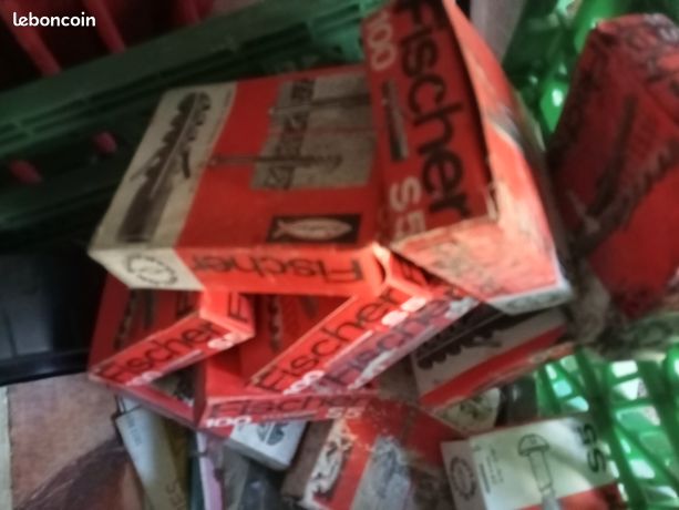 Lot 10 boîtes de chevilles diamètre 5