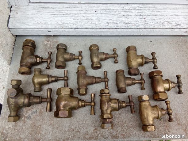 Lot 12 robinets d'arrêt en laiton