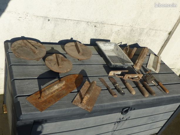 Lot 16 outils maçonnerie truelles talochesauge