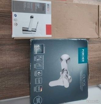 Lot 2 robinets / mitigeurs NEUFS (lavabo, douche)