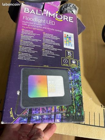 Lot 2 spots led étanches à couleur télécommandée