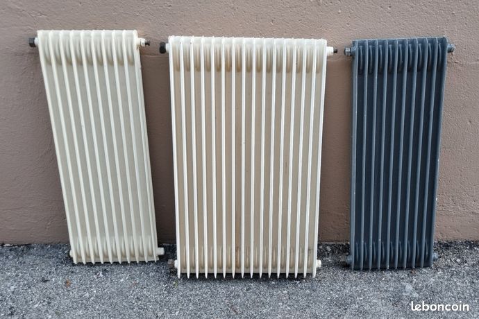 Lot 3 radiateurs à eau