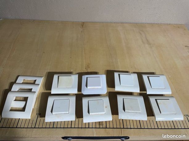 Lot 8 interrupteurs LEGRAND