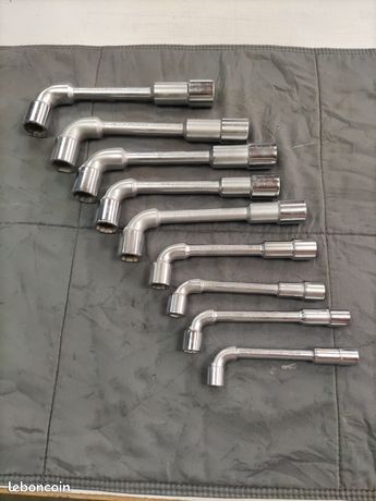 Lot 9 cle a pipe facom