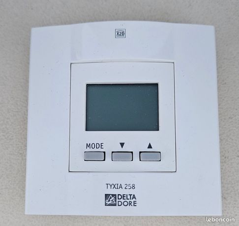 Lot boitier Delta Dore TYXIA 258 + 6 modules TYXIA 4630