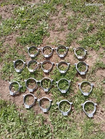 colliers de fixation PVC plomberie 10