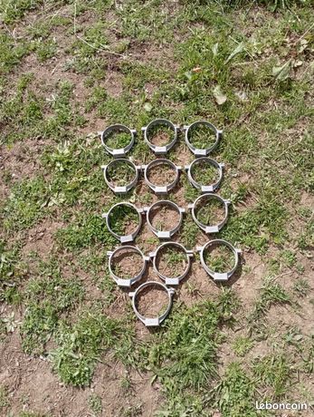 colliers de fixation PVC plomberie 11