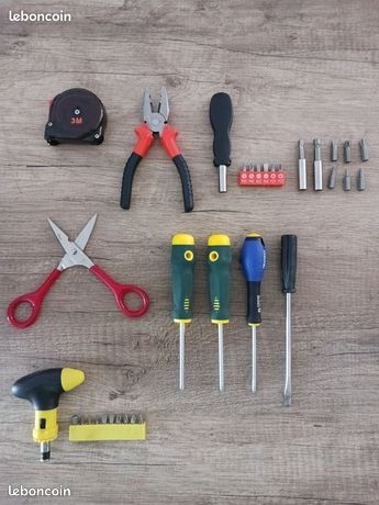 LOT COMPLET OUTILS DIVERS TOUT NEUFS pour Bricolage