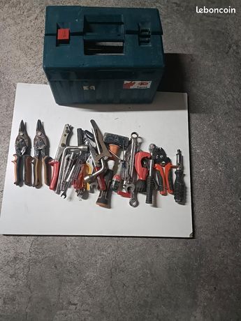 d outils avec grande boite 2 niveaux