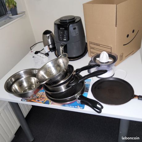 Lot dustensiles + appareils de cuisine installation étudiant / premier appart bon état