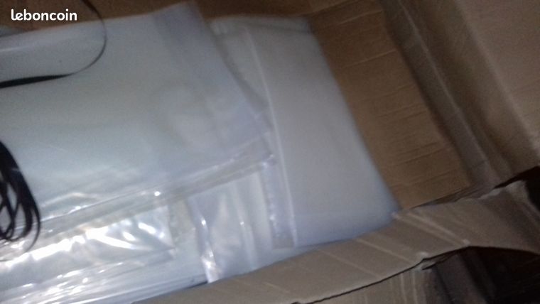 100 bâches pour fermer les palettes