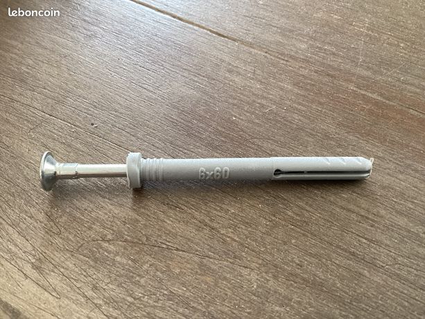 Lot de 123 chevilles 6x60 et 58 chevilles nylon Molly