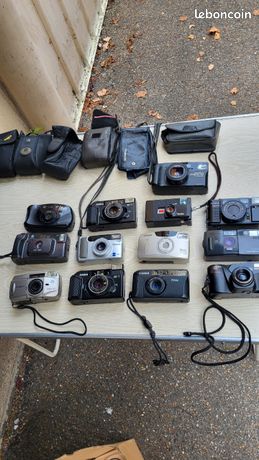 Lot de 13 appareils photos argentique pour collectionneur