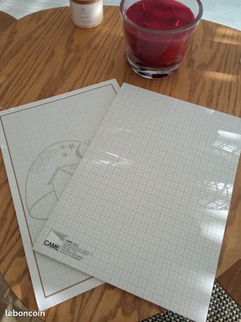 2 blocs de papier milimetré