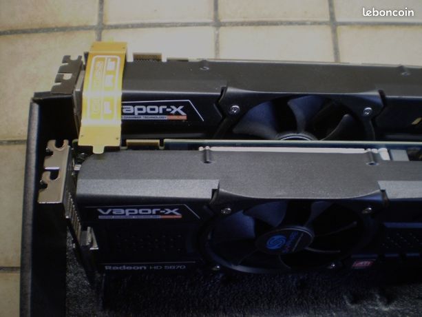 Lot de 2 cartes graphiques Radeon HD 5870 vapor-x 1 Go avec pont crossfire
