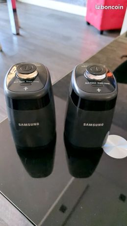 2 murs virtuel samsung pour robot navibot avec leurs 4 piles recentes
