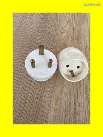 2 x Adaptateurs pour branchement fiche 2P+T 16A sur prise 20A