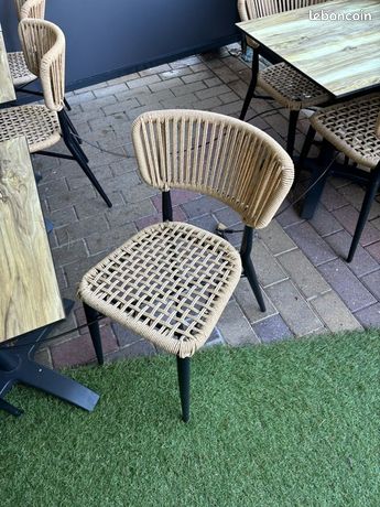 20 chaises professionnelles