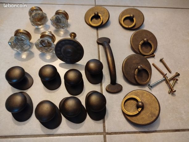 25 poignees de porte pour meuble identique photo