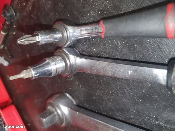 Lot de 3 cliquet facom + porte embout