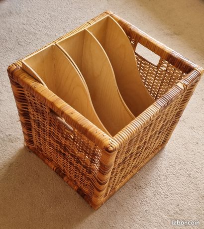 3 range-revues en bois avec caisson