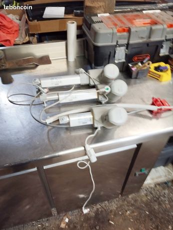 3 verins électrique