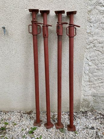 Lot de 4 étais de maçonnerie