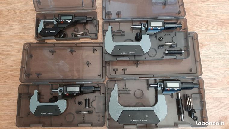 4 micromètres numériques Fortis