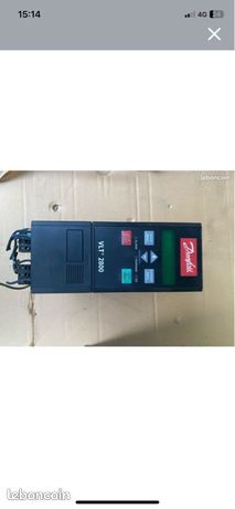 Lot de 4 variateurs convertisseur de fréquence DANFOSS VLT2800