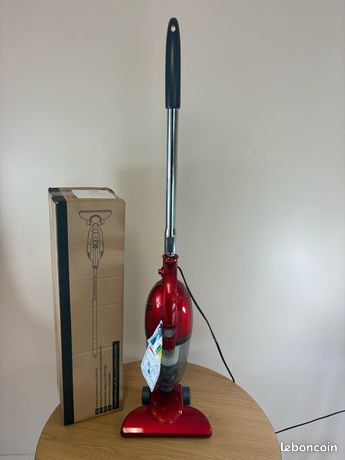 Lot de 520 Aspirateur Balai 2-en-1 – Léger, Puissant et Pratique ✨18 palettes