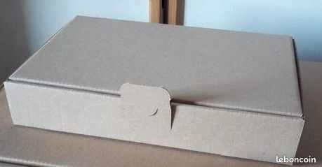 70 emballages cartons d'envoi colis d'expédition
