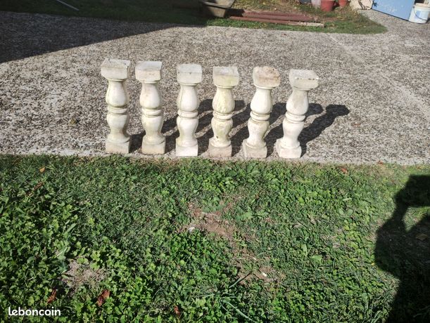 Lot de balustres