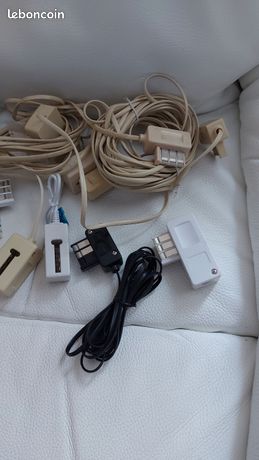 Lot de câbles et prises téléphonique
