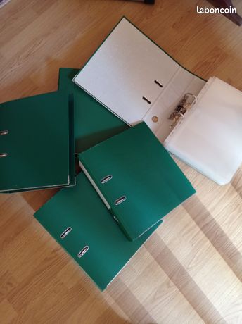 Lot de classeurs