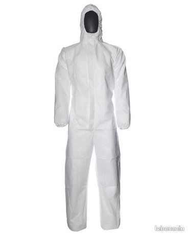 deux combinaisons de protection DuPont ProShield 10