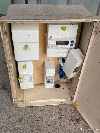 Lot de deux compteurs de chantier