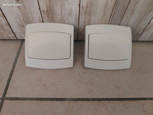 Lot de deux interrupteurs