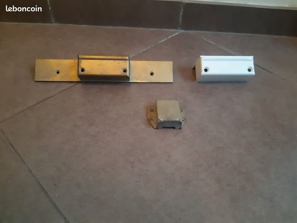 gâches/ serrurerie diverses