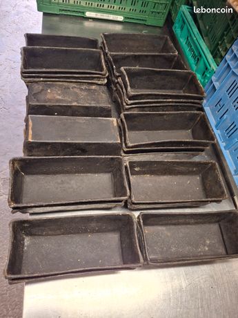 Lot de moules à pain