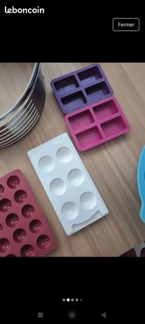 Lot de moules à pâtisserie
